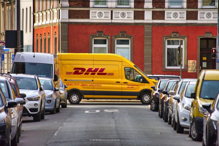 Bestelbus nemen voor je bedrijf: waar moet je allemaal aan denken?