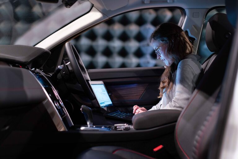 De voordelen van het upgraden van je auto software